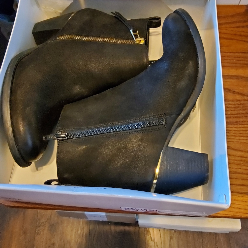 Steve Madden Wantagh low black boots